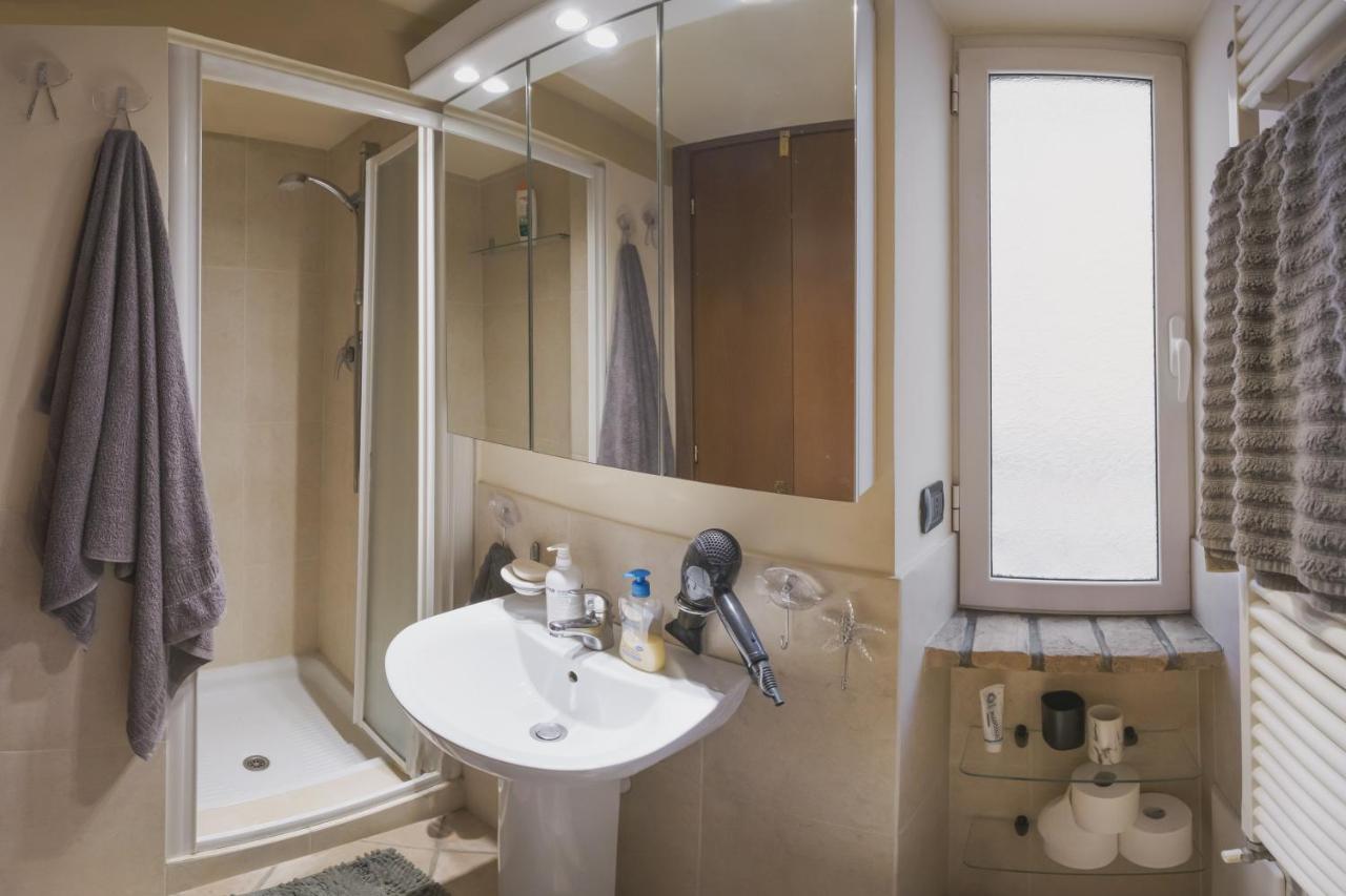 Apartment Matty's - Center - Sea View - Free Parking - Strategic Area Sanremo